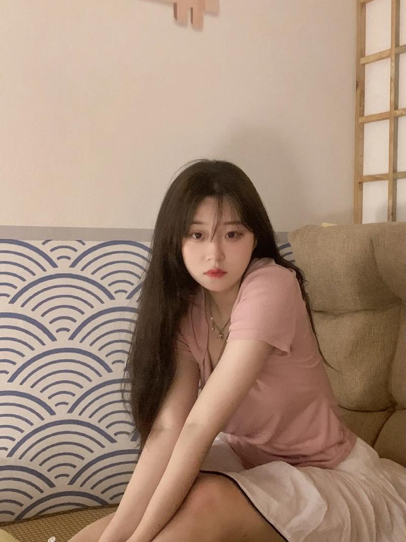 午夜片精品久久久的相关介绍