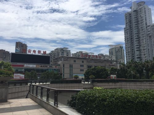 老湿影院看全部的相关介绍