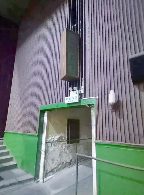大尺度私拍写真的相关介绍