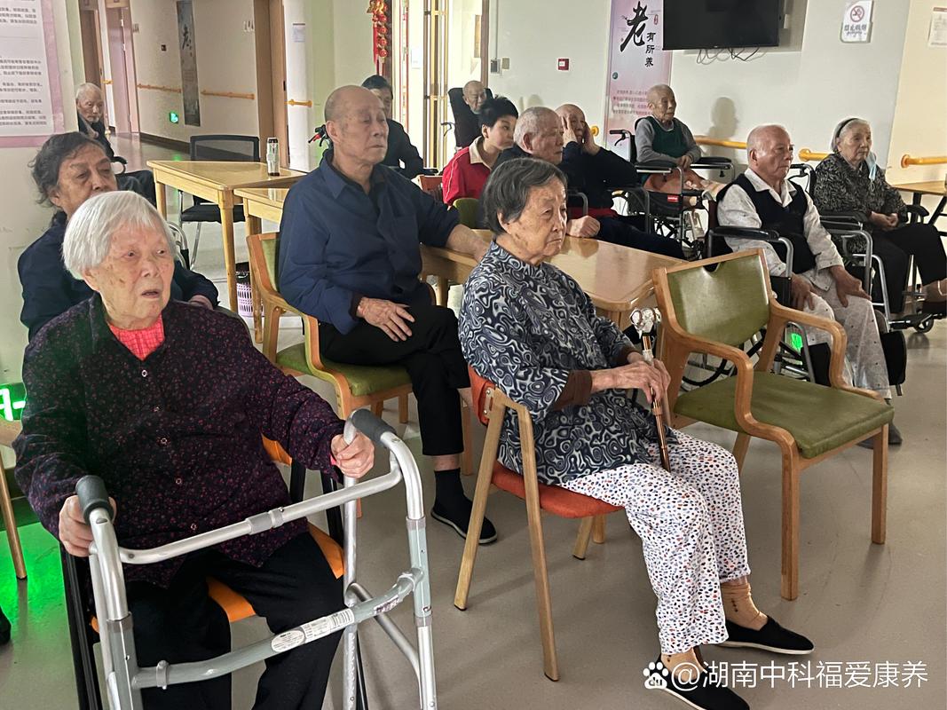 精品av婷婷久久的相关介绍