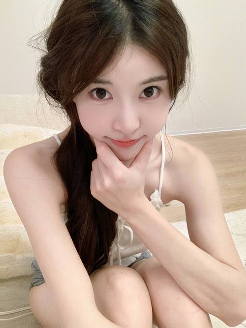 美女av福利一区的相关介绍