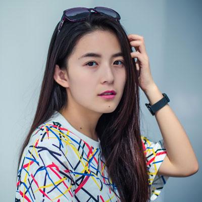 美女老师被爆操的相关介绍