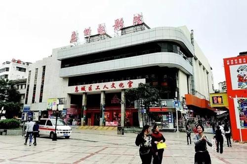 女性尿道口有淡黄色分泌物的相关介绍