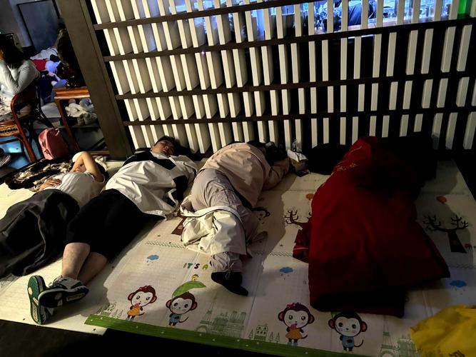 国产日韩欧美一区二区在线的相关介绍