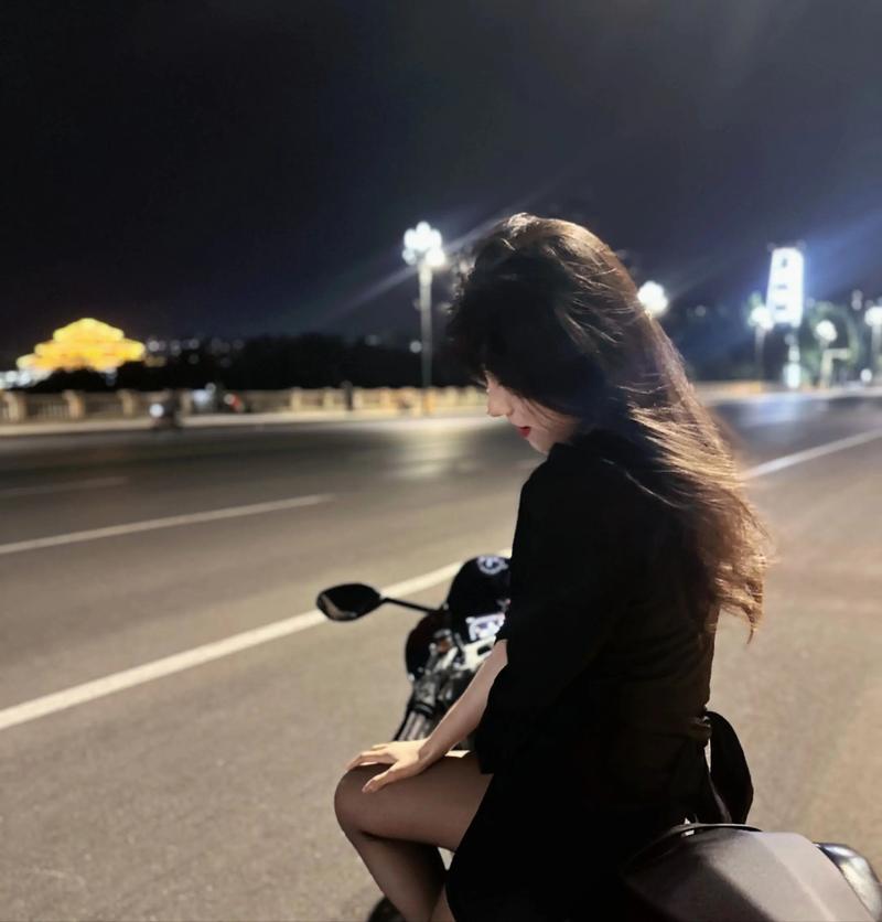 亚洲av寂寞少妇的相关介绍