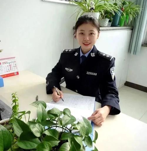 人妻少妇av中文字幕的相关介绍