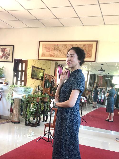 亚洲少妇综合区的相关介绍