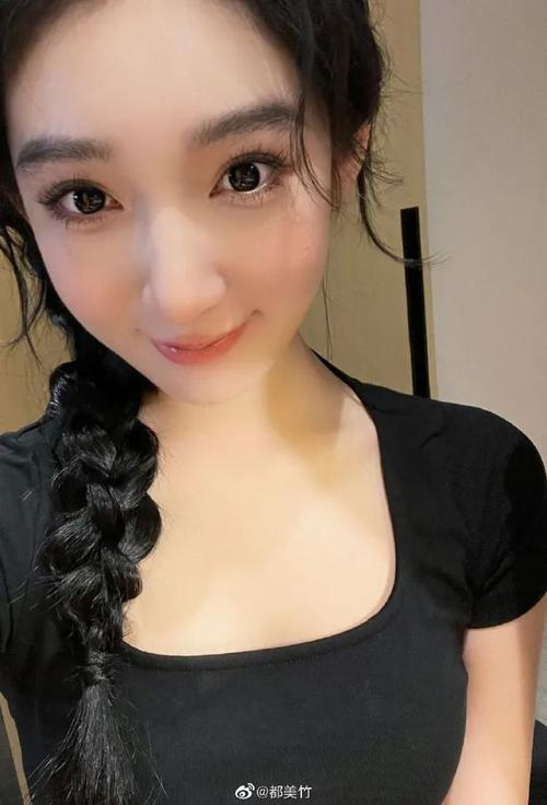 久久久黄色激情的相关介绍