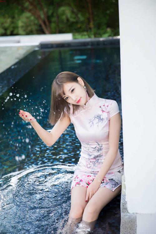 欧美人人妻在线的相关介绍